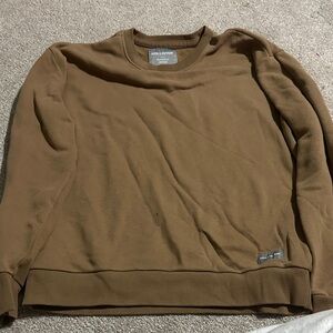 Hollister Men's Tan Crewneck Sweater